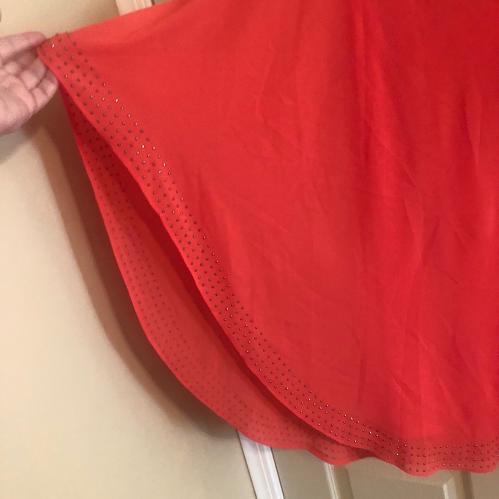 Cute top! - Picture 4 of 4